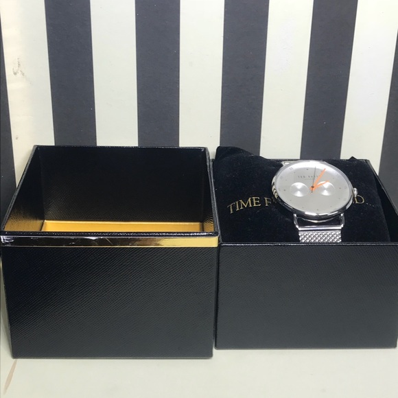 Ted baker London GEORSH
Chain link strap watch - Picture 8 of 8